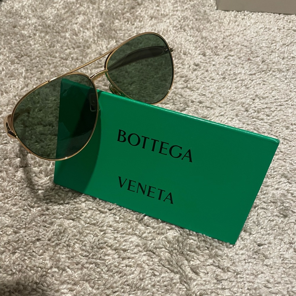Bottega Veneta Sardine Aviator Sunglasses